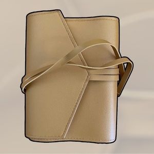 Glass Ladder & Co. Tech Roll